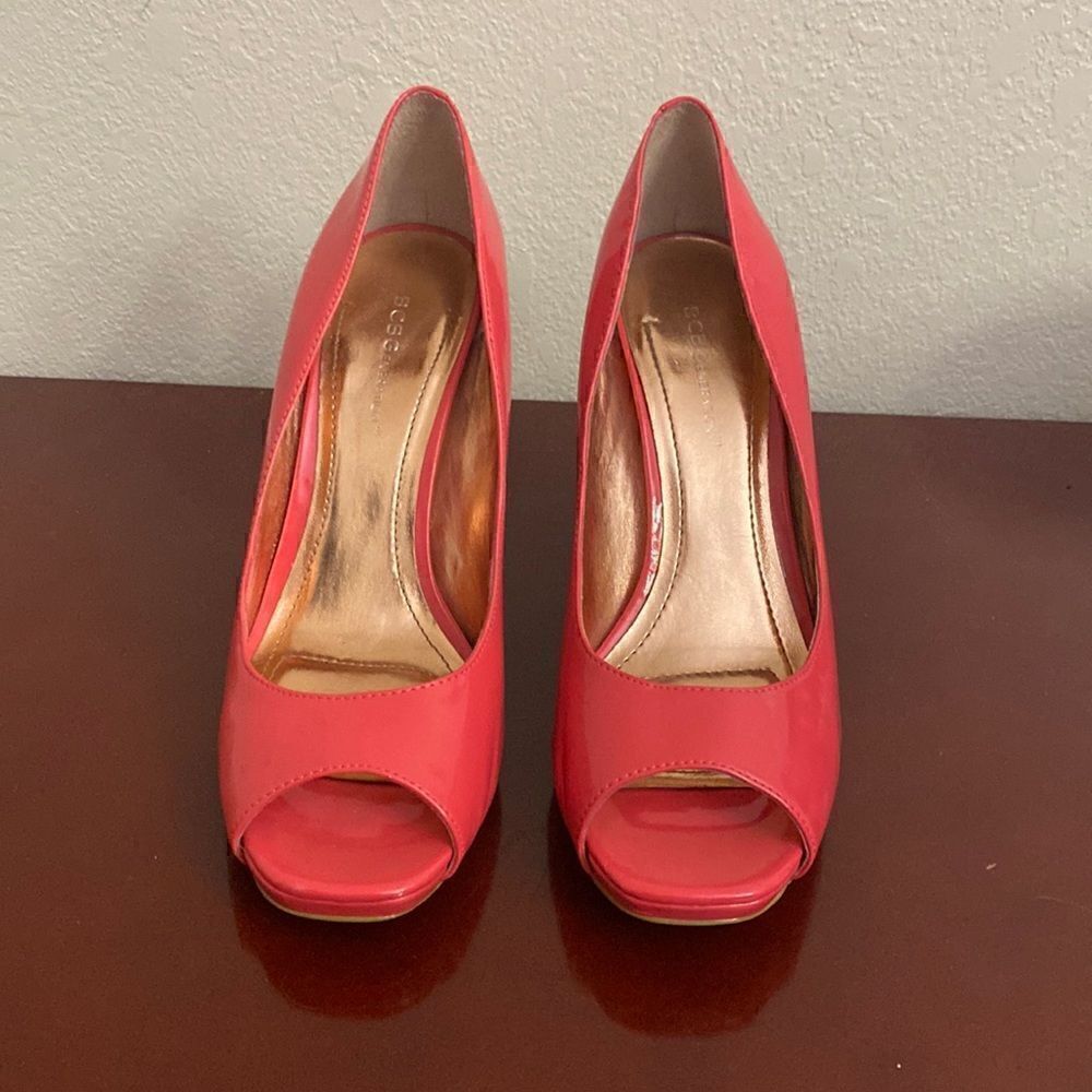 BCBG Coral Peep Toe Heels GUC Size